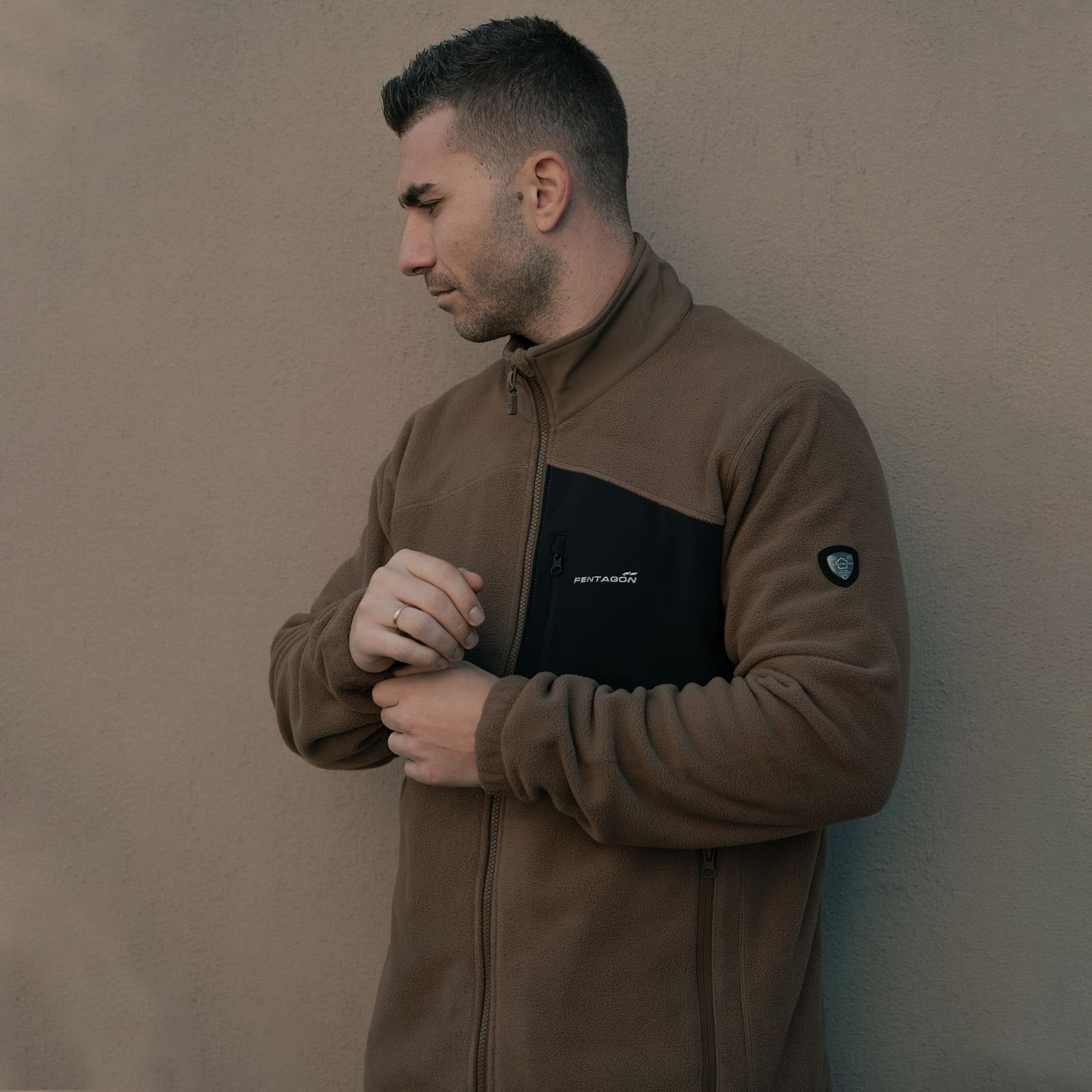 Athos 2.0 Fleece Sweater Detail